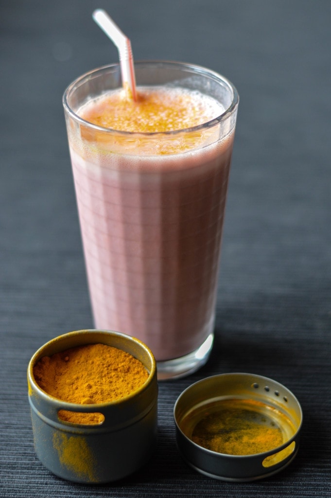 sunshine smoothie with turmeric and ginger