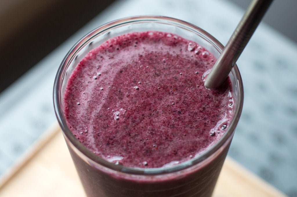 basic-berry-smoothie-2