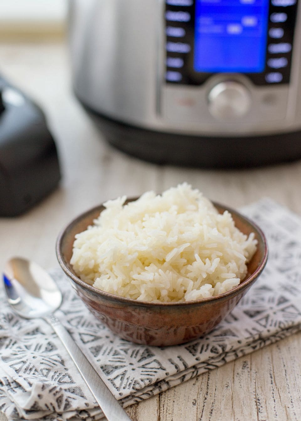 10-min Rainbow Fried Rice (easy one-pot rice cooker recipe) - Nomadette